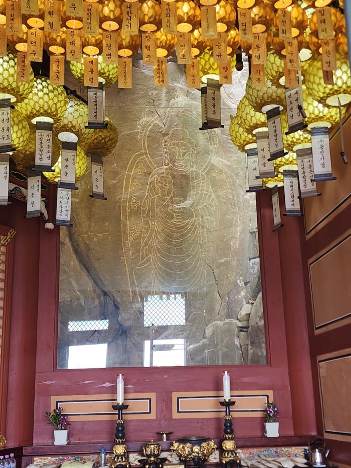 833513927_iSeJ8MOQ_057b2d412d0d575d90c2f17e4b3e2beec60b2dc3.jpg 이미지크게보기